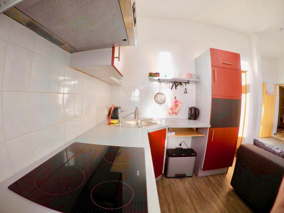 Vivid - Studioapartment Mit Balkon - Netflix - Wlan فيلهلمسهافن المظهر الخارجي الصورة