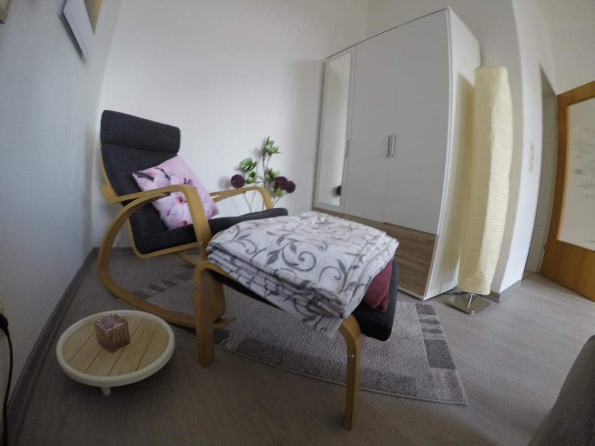 Vivid - Studioapartment Mit Balkon - Netflix - Wlan فيلهلمسهافن المظهر الخارجي الصورة